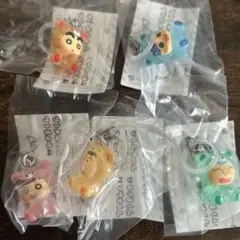 クレヨンしんちゃん めじるしアクセサリー　みんなでくまパジャマ　コンプリート