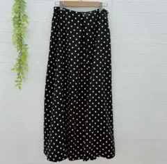 美品★ 【イネド】 フレアロングスカート ドット柄 裏地あり ブラックのサムネイル