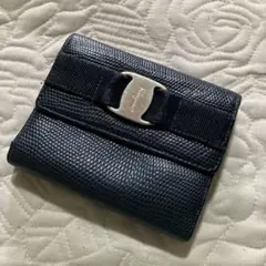 Salvatore Ferragamo 二つ折り財布 ヴァラリボンのサムネイル