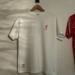 リバプール　Tシャツ