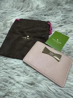 新品 Kate Spade リボンモチーフ カードケース
