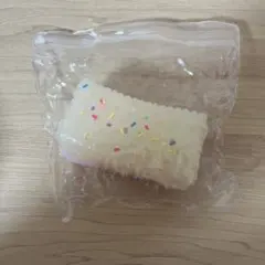 海外スクイーズ♡カラフルスプレーケーキ