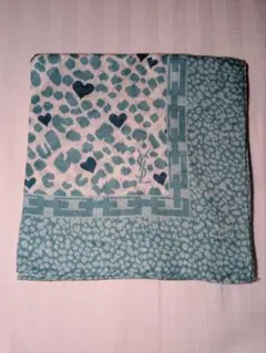 新品未使用 ハンカチ Yves Saint Laurent レオパード 色ミント