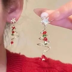 ピアス クリスマスツリー 星 プレゼント 発表会 ダンス