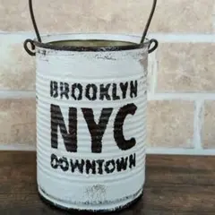 リメ缶　ホワイト　ステンシル ＮＹＣ　Ｈ10.4㌢