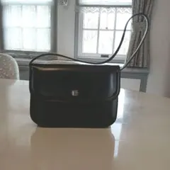 ヴィンテージ ピエール・バルマン(フランス製)ダークブラウンショルダーバッグ