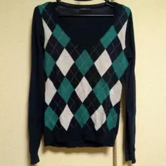 アーガイル柄　Vネック　薄手ニット　セーター　ネイビー　古着　美品
