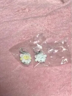 サンリオ めじるしアクセサリー ふわふわスノー シナモロール ポムポムプリン