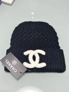 CHANEL ロゴ入りニット帽ブラック