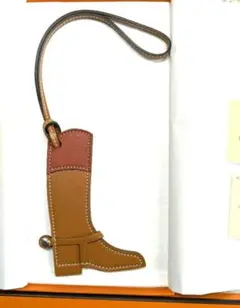 【定価約14万円】HERMES エルメス ブーツ型 レザーチャーム 箱・タグ付