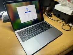Apple MacBook Air M1 8GB 13インチ　(値下げ中!)