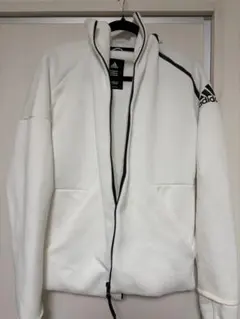 adidas フルジップ ホワイトジャケット