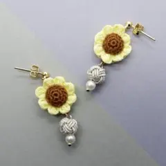 ＊つまみ細工・水引＊　丸ひまわりのピアス　⭐︎イヤリング対応