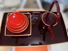 ほぼ新品　高級　山中漆器 屠蘇器セット 朱塗り 金縁 お正月 漆器 木箱付のサムネイル