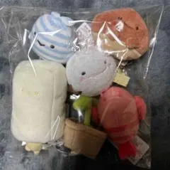 新品タグ付き　すみっコぐらし みんなあつまるんです てのりぬいぐるみ くり わた