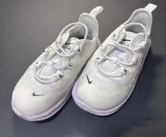 Nike ホワイトカラー エアマックスアクシス