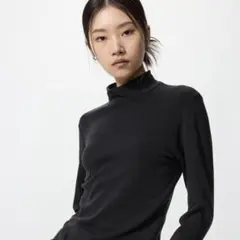最新モデル　新品　UNIQLO 超極暖　ヒートテック　ハイネック　ブラック　S