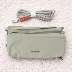 新品　topologie トポロジー　ボトルサコッシュ　ミディアム　モス