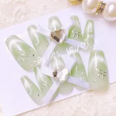 Item thumbnail for item 04ff1bf2-093f-4cbd-8b54-c7f3add56b39