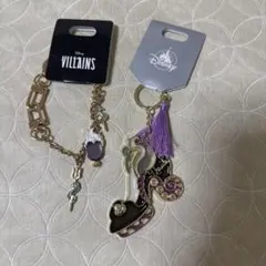 ィズニー アースラ キーホルダー ヴィランズ ハロウィン　チャーム　二つセット