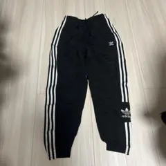 Item thumbnail for item 5ce4976b-09a9-4261-82a5-cb43f3b41e40