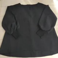 VIS　ブラック　トップスのサムネイル