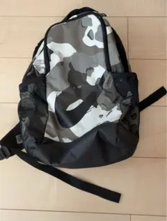 NIKE バックパック カモフラージュ柄のサムネイル