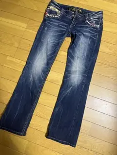 RED PEPPER フレアパンツ サイズ27