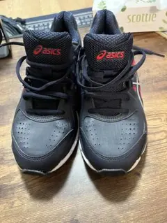 asics アシックスランニングシューズ25.5cm