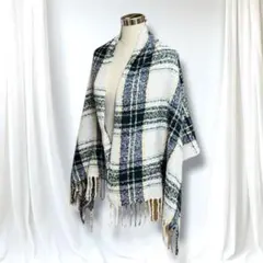 極美品 大判ストール　マフラー 羽織り チェック柄　温かい ふわふわ 春先にも