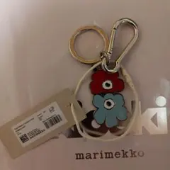 新品未使用　マリメッコ ウニッコ キーホルダー