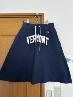 即購入可！Champion Vermont フレアスカート ネイビーのサムネイル