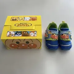 アンパンマン　スニーカー　13.5㎝