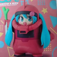 ジ*ロ様 『ガンダム45周年×初音ミク』 フィギュア シャアザクぐるみ 初音ミク