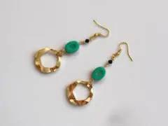 半額　ピアス(イヤリング)　メタルチャーム　グリーンターコイズブルー