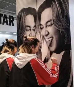 藤井風 adidas ジャージ ルーズ メッシュ トラックトップ　M