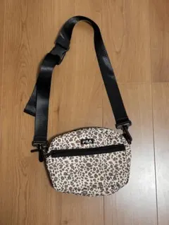 FILA レオパード柄 ショルダーバッグ
