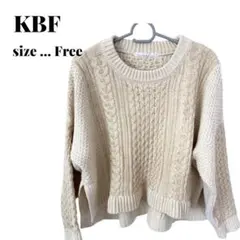 【ほぼ未使用✨️美品】KBF アイボリー ケーブルニットセーター ケービーエフ