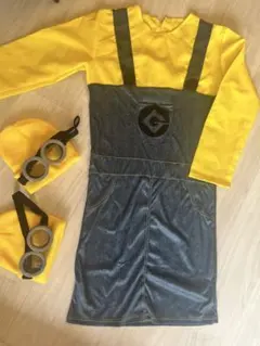 ハロウィン　ミニオン仮装グッヅ