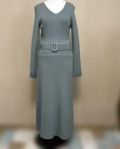 GU 【新品未使用】グレー Vネック ベルト付き ロングニットワンピース