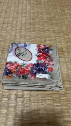 Christian Dior 花柄ハンカチ 約50cm