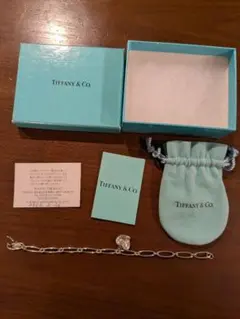 Item thumbnail for item 7b09f5a3-75aa-48bd-aa31-921a7a7ff7ec