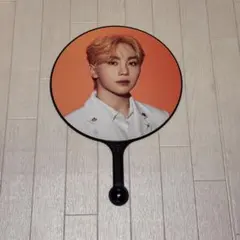 2026年最新】seventeen うちわ be the sunの人気アイテム - メルカリ