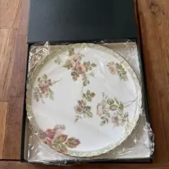 Laura Ashley「Angelica」24cmプレート・箱付き・未使用のサムネイル