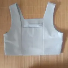 オンワード樫山 スクエアネック ベスト M