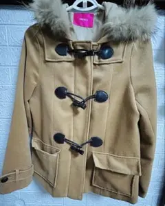 ベージュ ダッフルコート ファー付き