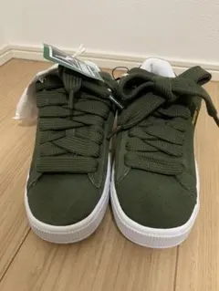 【新品未使用品】PUMA レディース　スニーカー　23センチ　紐付き！