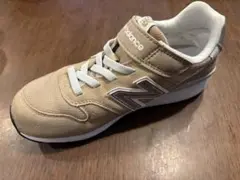 New Balance YV996JB3 ベージュ 21 右側のみ