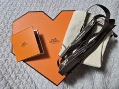HERMES ハート型 ギフトボックス - メルカリ