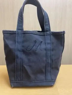 Item thumbnail for item cb9c87a8-6cf9-40f6-aac7-7eebb2a738dc